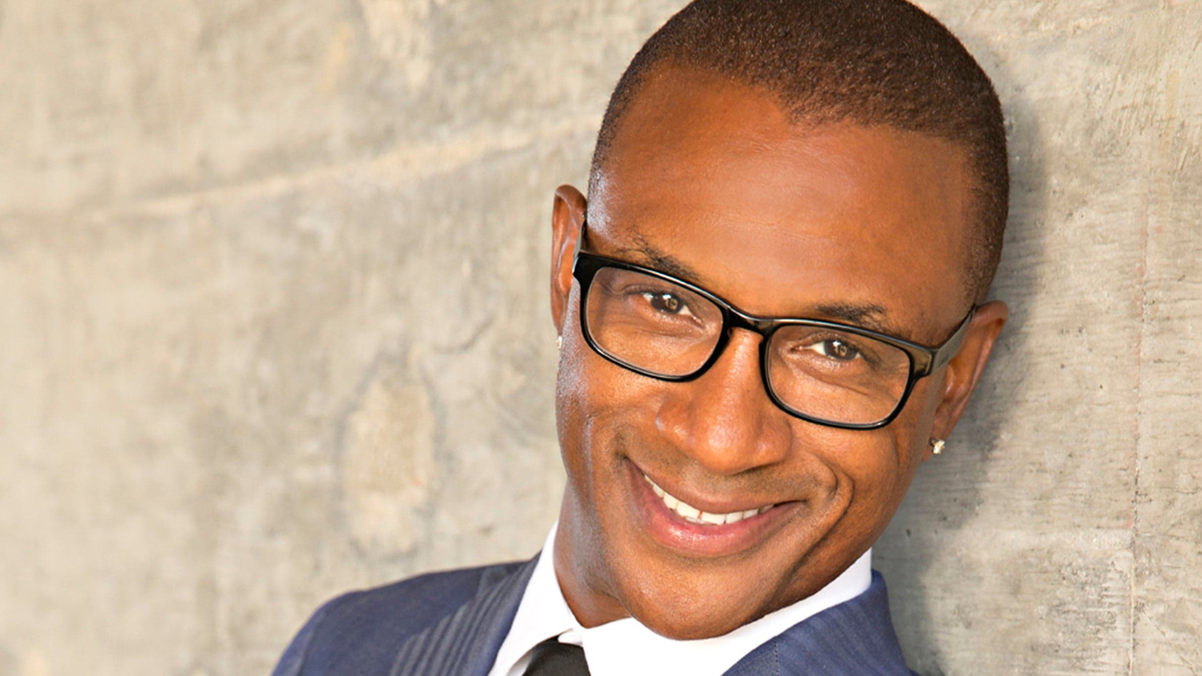 OMEGA PSI PHI FRATERNITY IOTA CHAPTER PRESENTS: TOMMY DAVIDSON